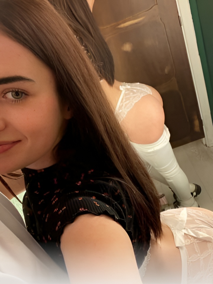 Екатерина привлекательная девушка из Ульяновска цена от 2000 руб