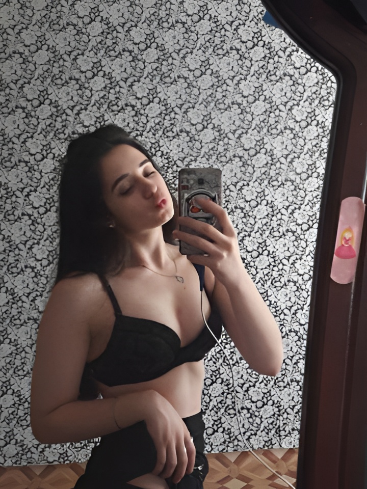 Натуся привлекательная девушка из Ульяновска цена от 2000 руб