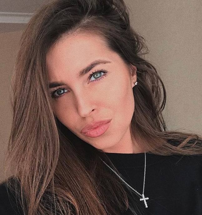 Ираида привлекательная девушка из Ульяновска цена от 6000 руб