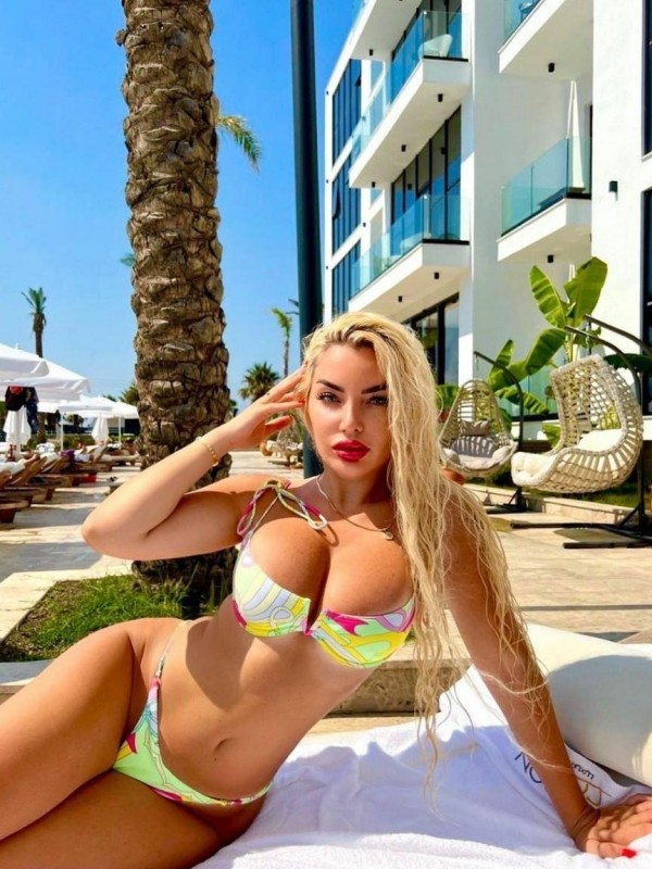 Олечка фото 2